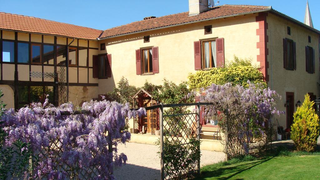Gite Du Paradis Vieuzos Buitenkant foto