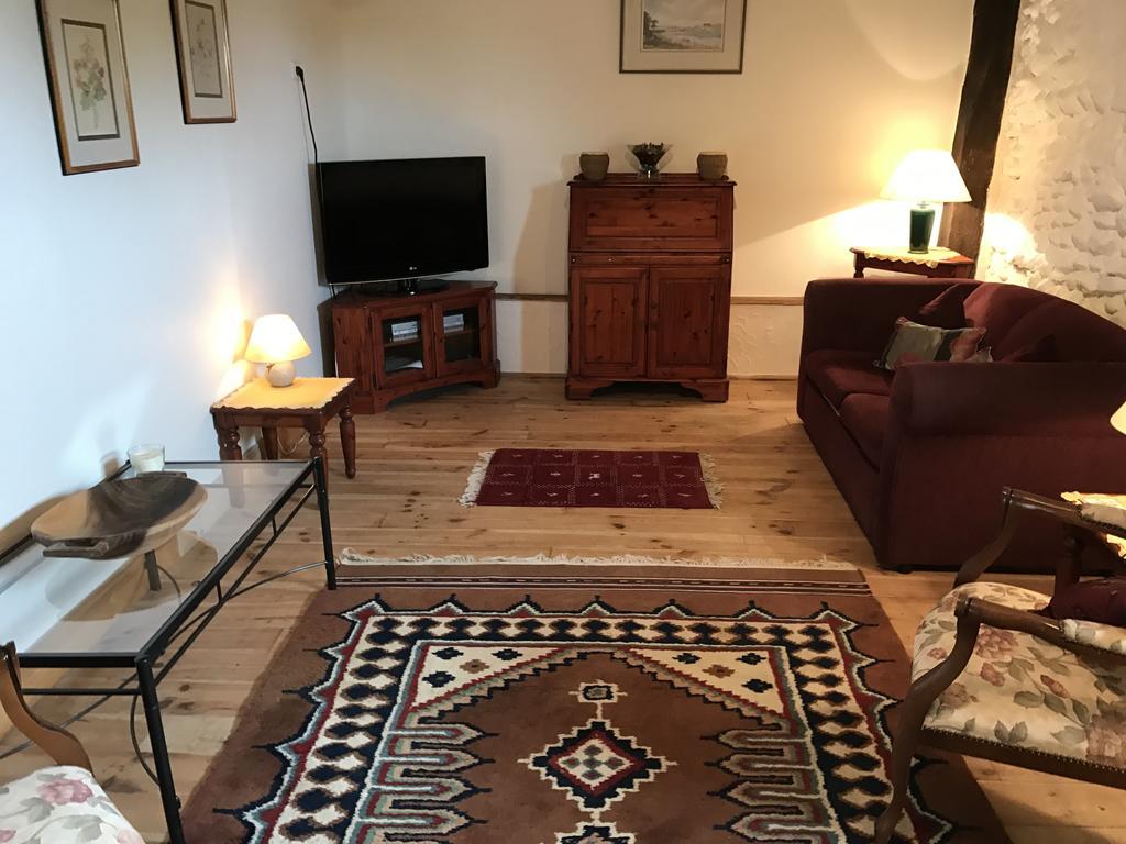 Gite Du Paradis Vieuzos Buitenkant foto